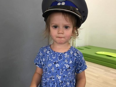 Mali iskierkowi policjanci